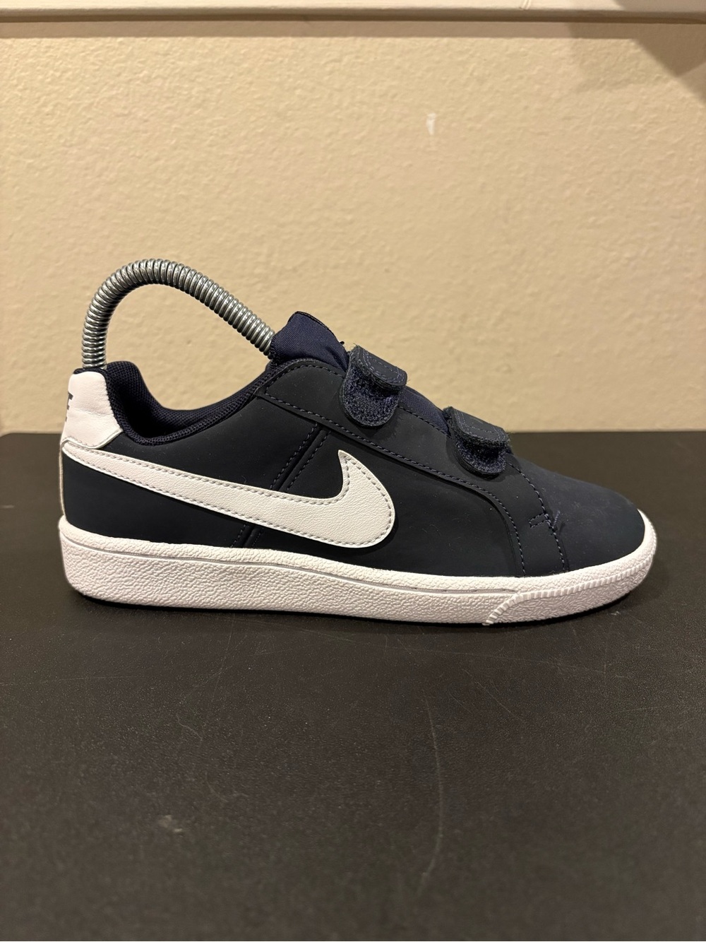 Nike Court Royale Unisex Kids Athletic Sneaker Blue/White 833536-400 Youth Sz 3Y - Picture 4 of 9